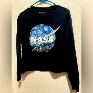 ✨NASA long sleeve cropped tshirt